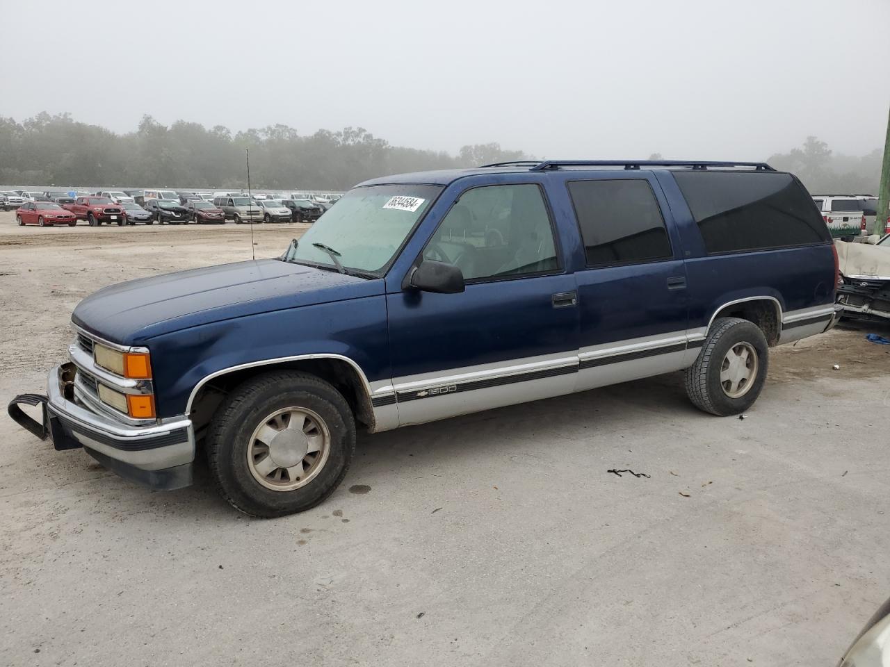 1996 Chevrolet Suburban - Image 1