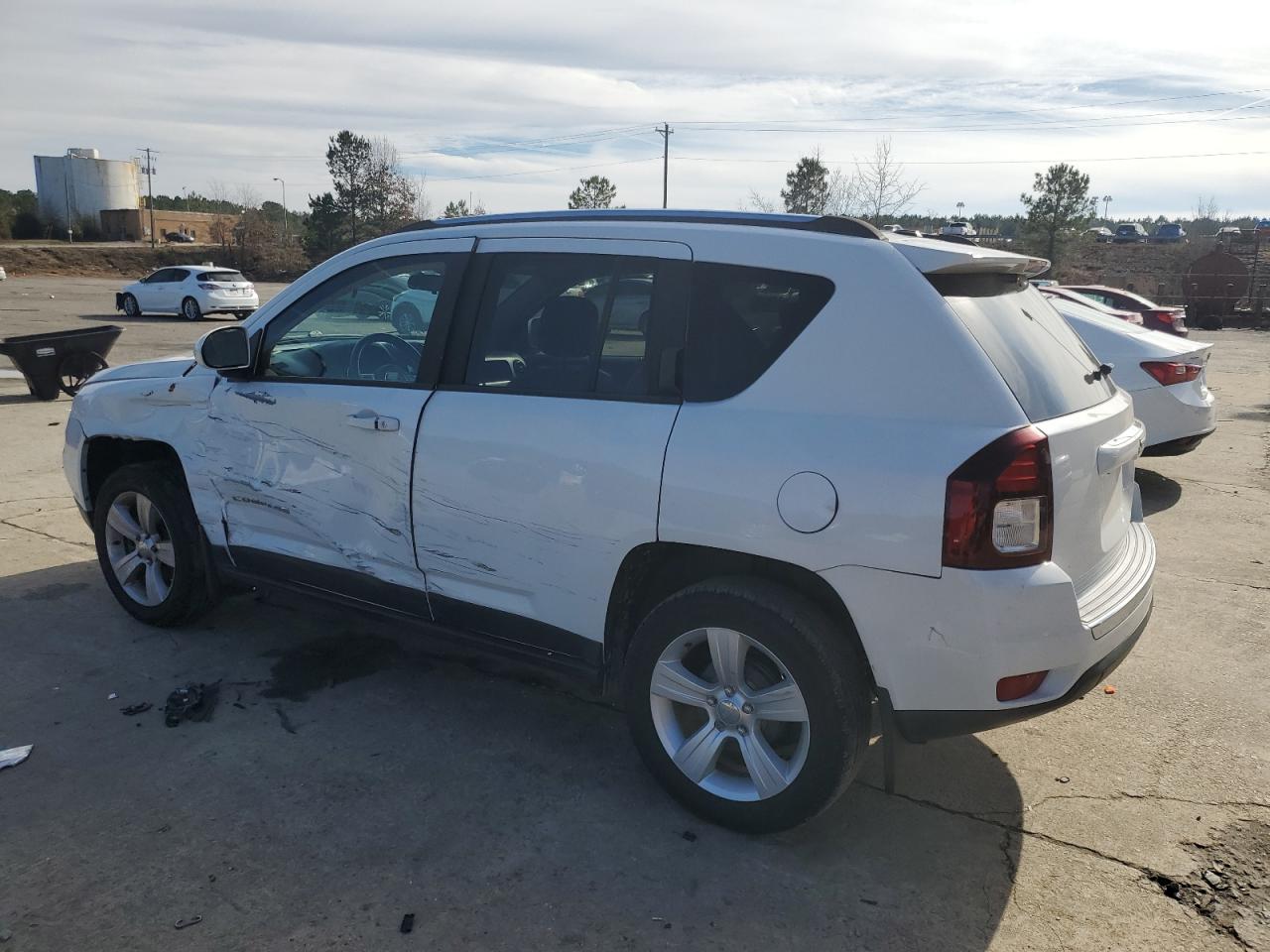 VIN 1C4NJCEA7FD191214 2015 JEEP COMPASS no.2