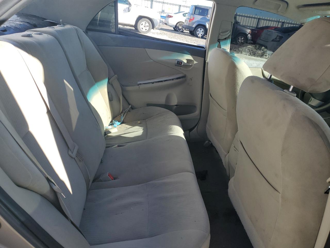 2010 Toyota Corolla - Image 10