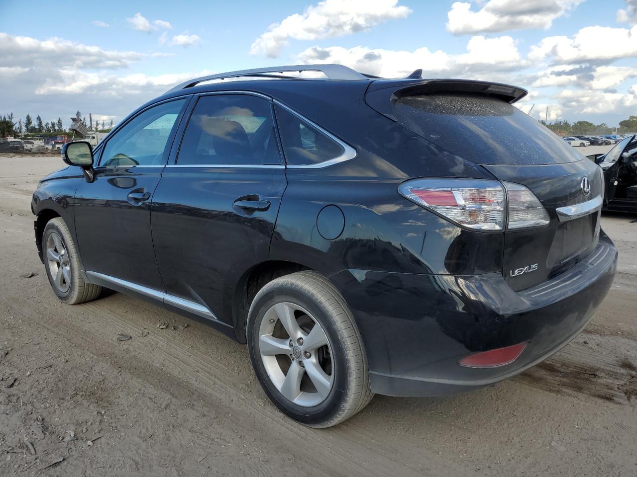 2010 Lexus RX - Image 2