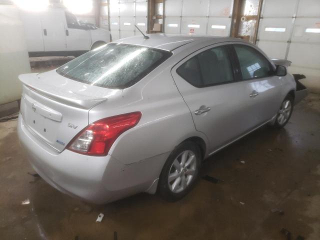  NISSAN VERSA 2014 Серебристый