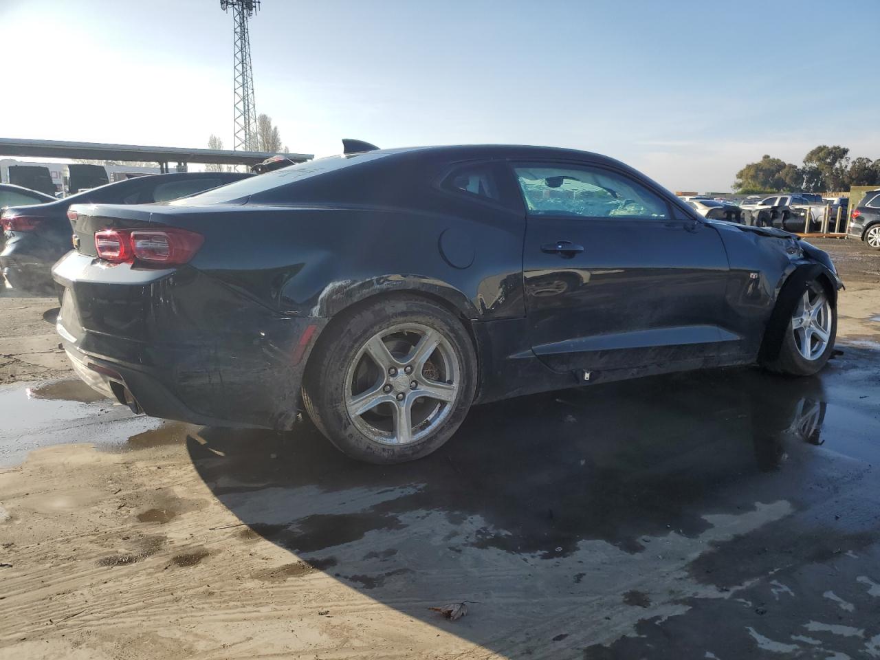 2023 Chevrolet Camaro - Image 3