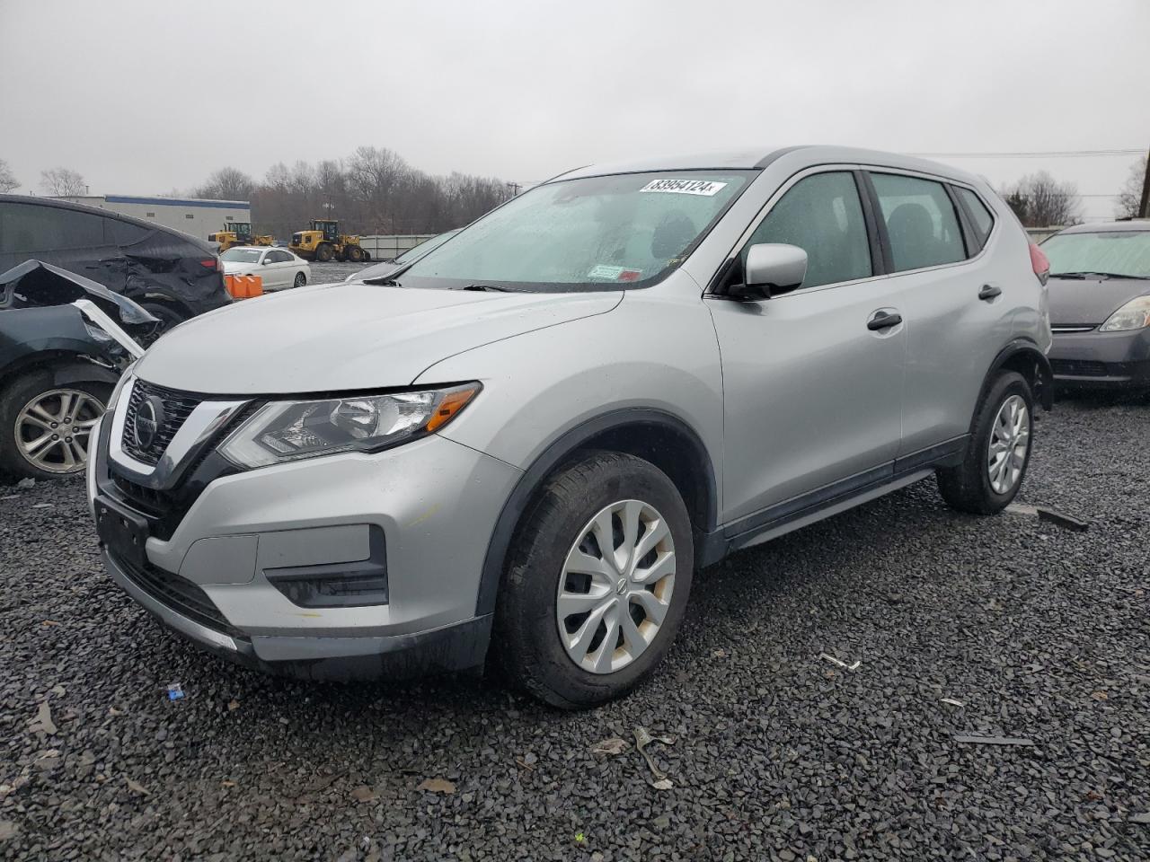 VIN 5N1AT2MV1KC819447 2019 NISSAN ROGUE no.1