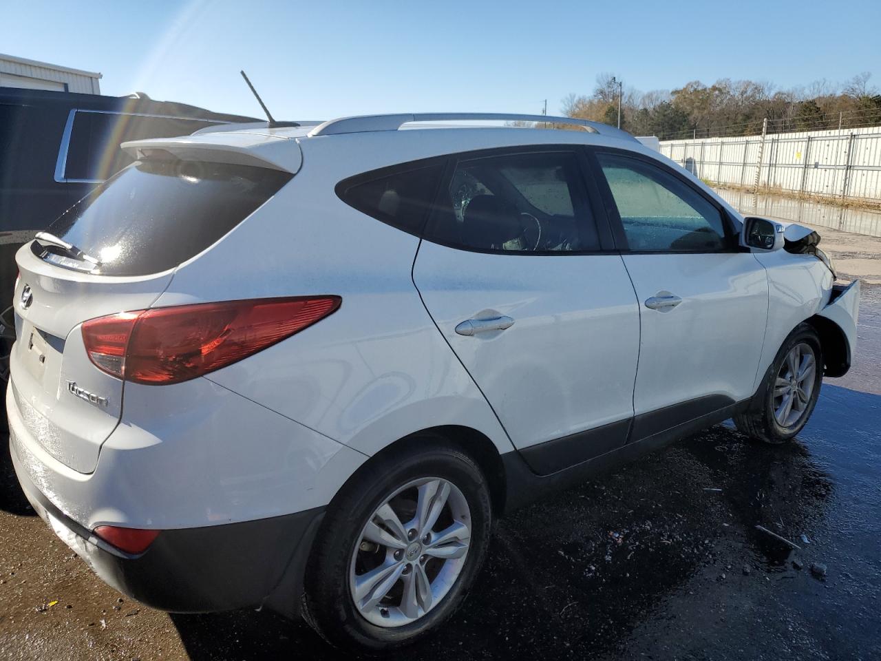 2013 Hyundai Tucson - Image 3