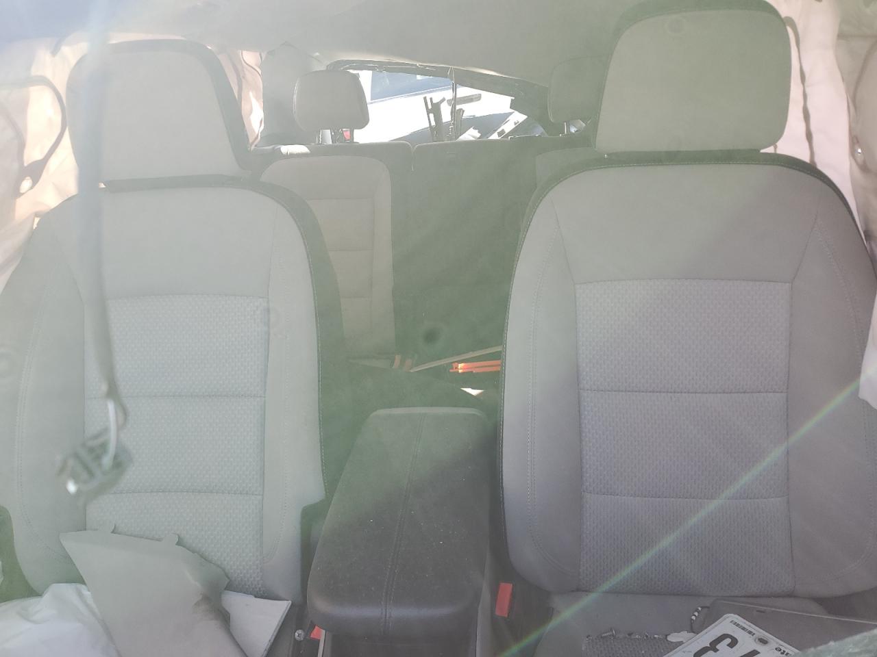 2022 GMC Terrain - Image 10