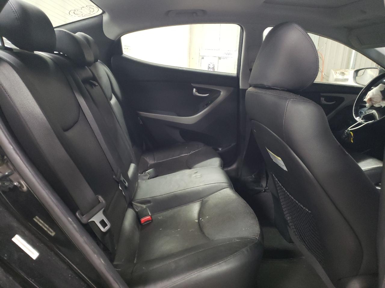 2015 Hyundai Elantra - Image 10