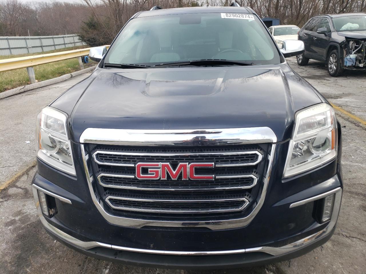 2016 GMC Terrain - Image 5