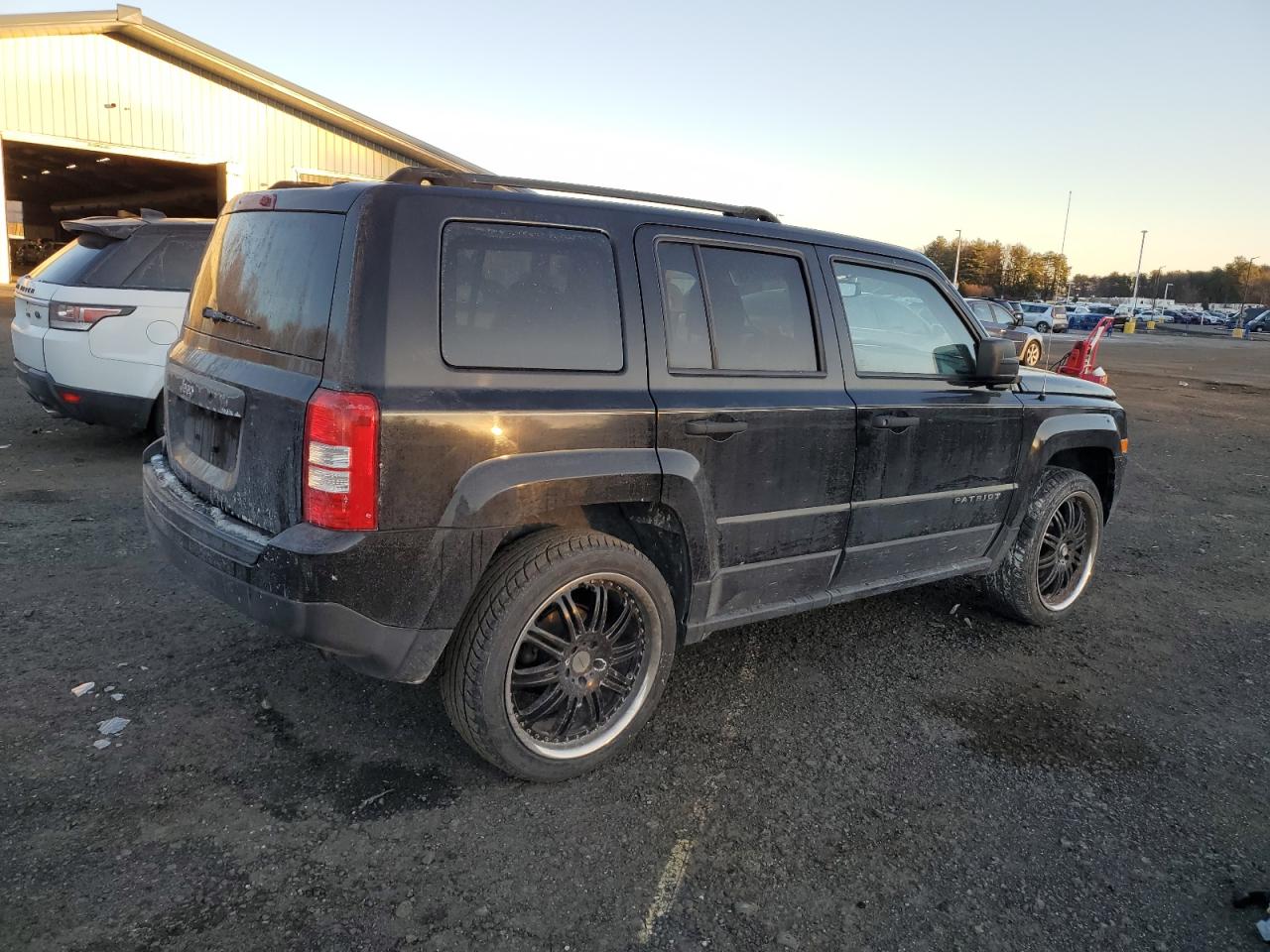 VIN 1C4NJRBB1HD153688 2017 JEEP PATRIOT no.3