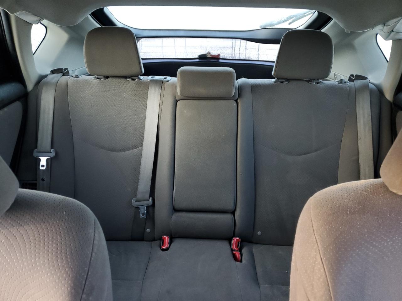 2013 Toyota Prius - Image 10