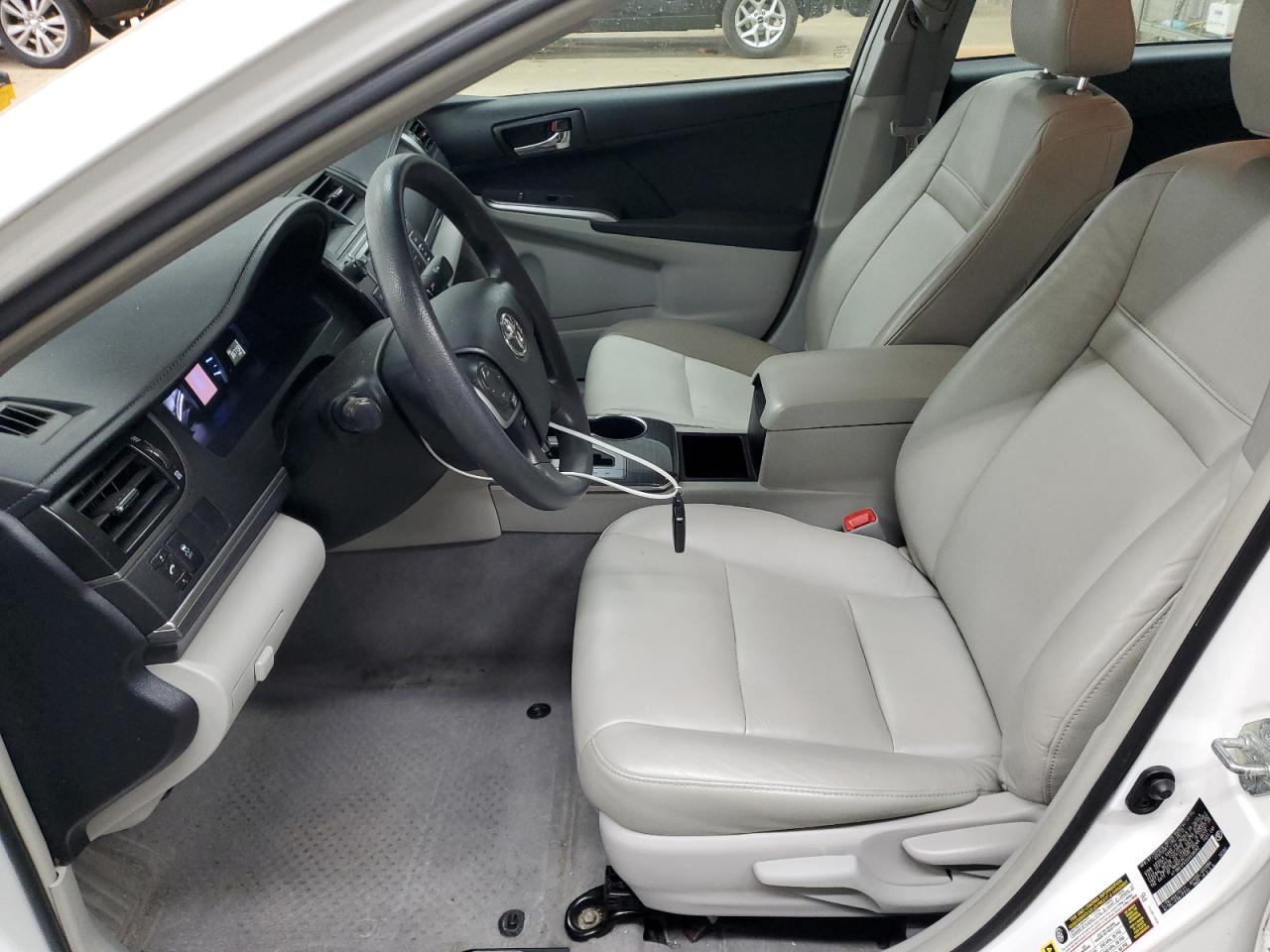 2012 Toyota Camry - Image 7