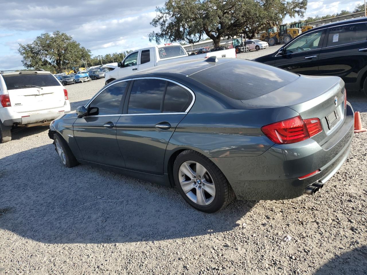 VIN WBAXG5C54DD230084 2013 BMW 5 SERIES no.2