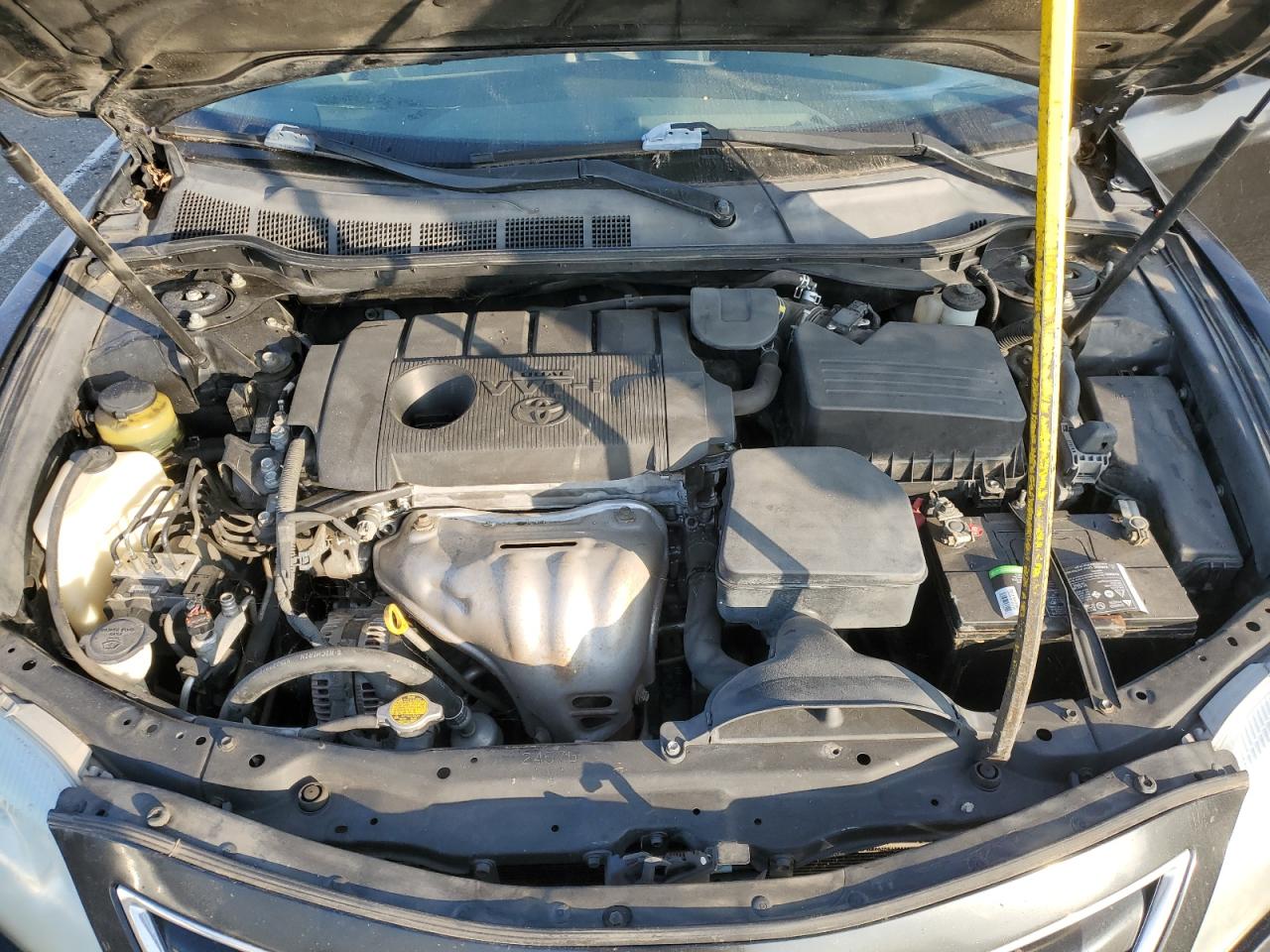 2011 Toyota Camry - Image 11