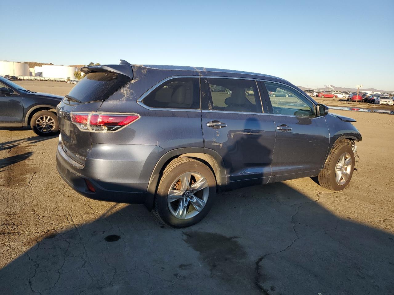 VIN 5TDDKRFH8GS340369 2016 TOYOTA HIGHLANDER no.3