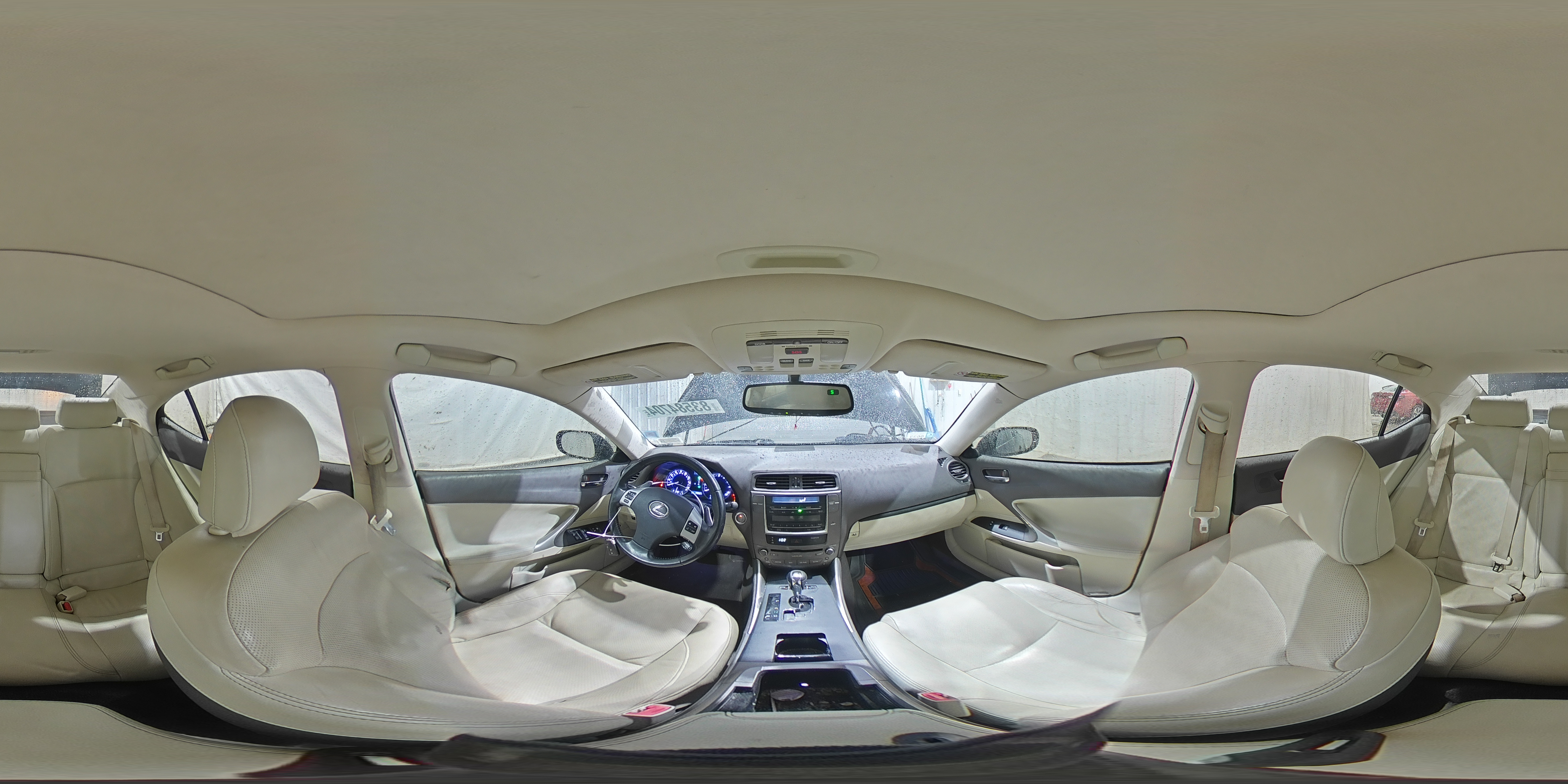 2012 Lexus IS - Image 14