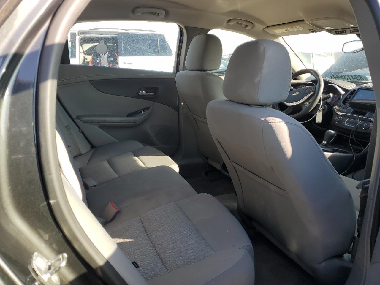 2015 Chevrolet Impala - Image 10