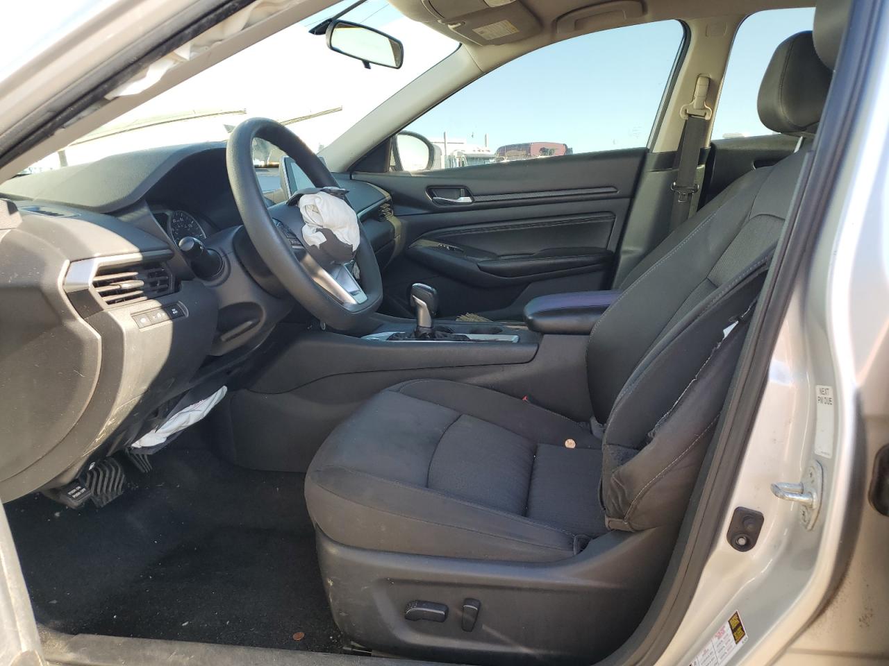 2020 Nissan Altima - Image 7