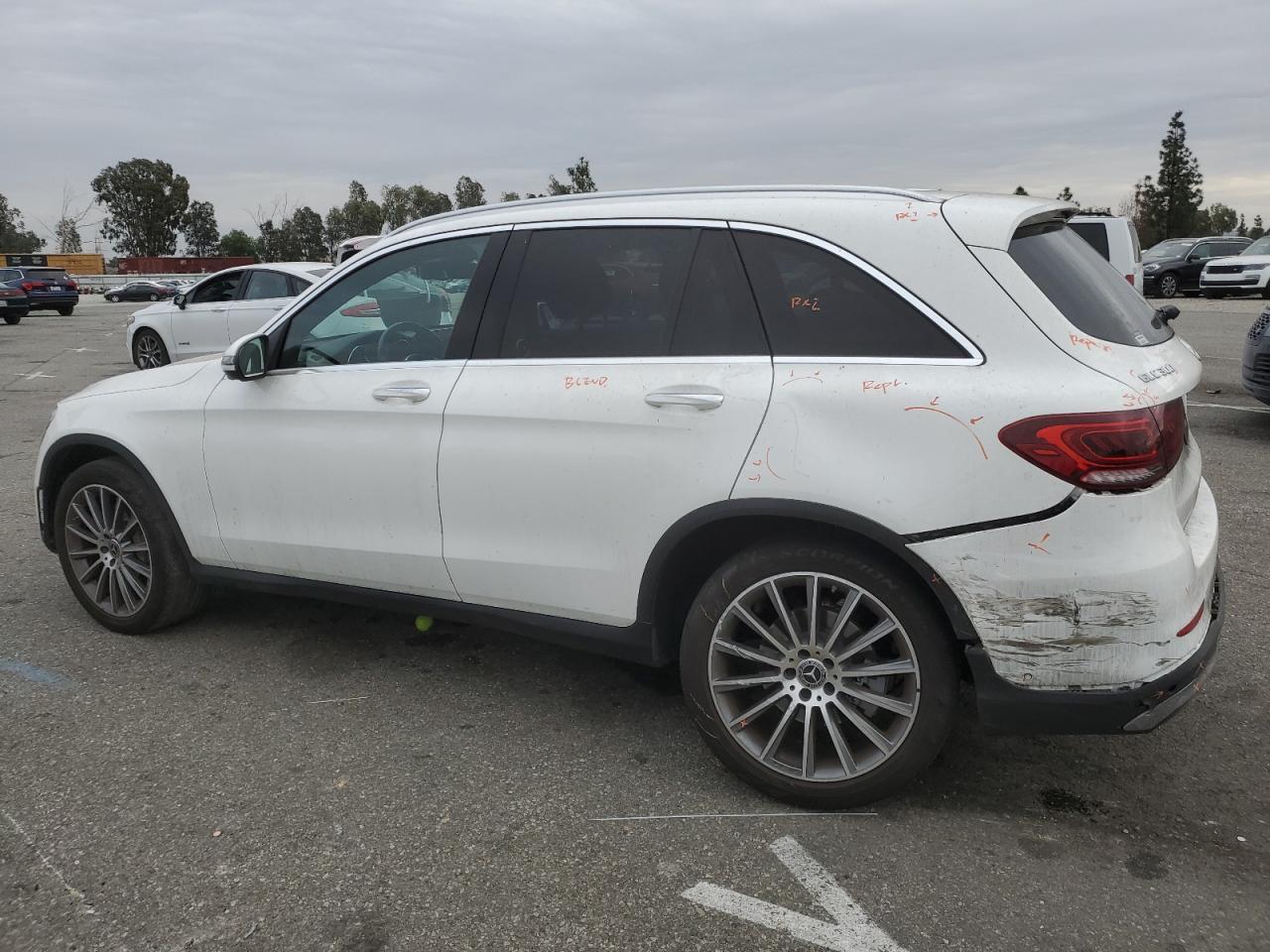 WDC0G8DB1LF689645 2020 MERCEDES-BENZ GLC - Image 2