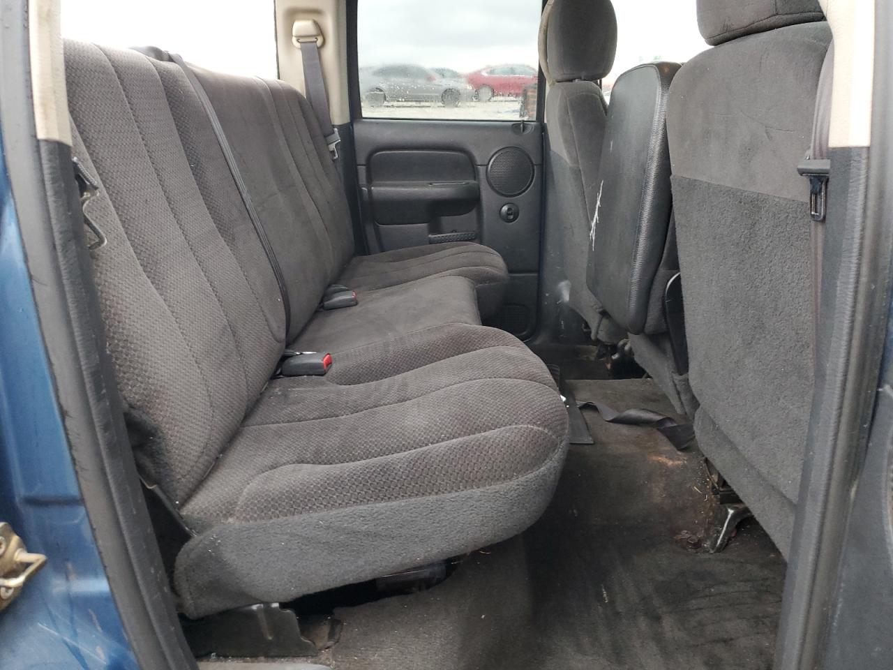 2003 Dodge RAM - Image 10