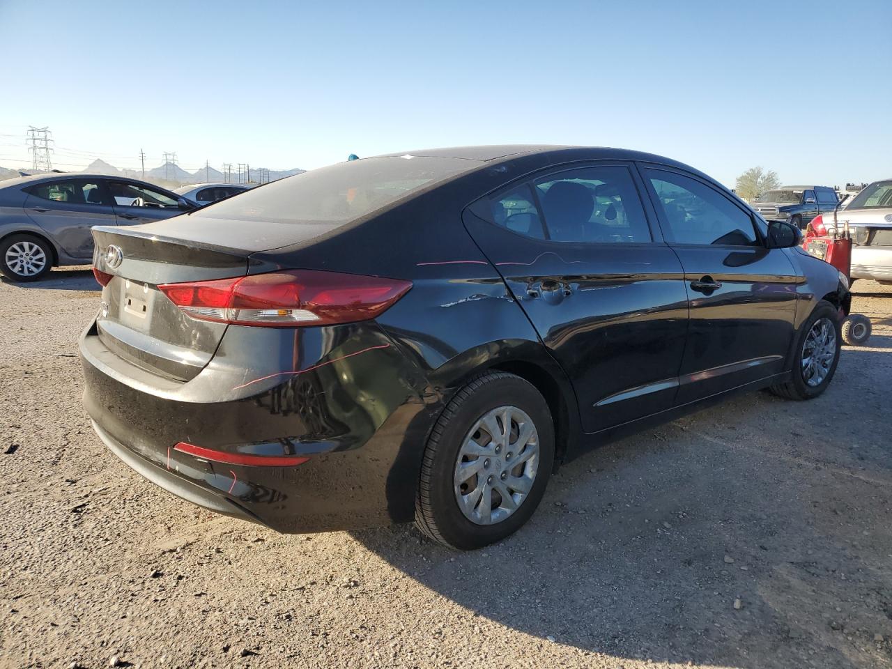 VIN KMHD74LF1JU609429 2018 HYUNDAI ELANTRA no.3