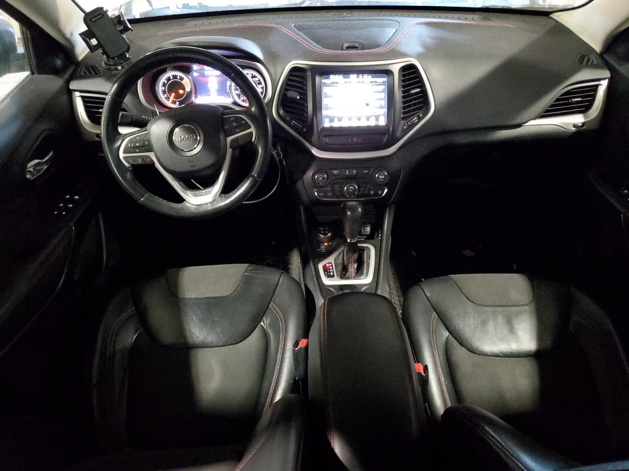2016 Jeep Cherokee - Image 8