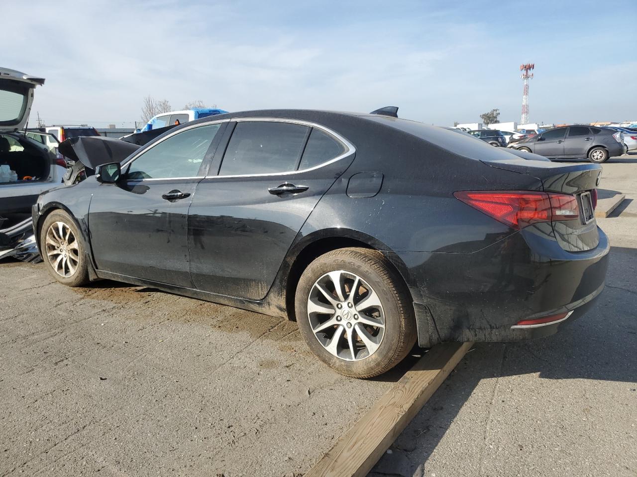 VIN 19UUB1F58HA000971 2017 ACURA TLX no.2