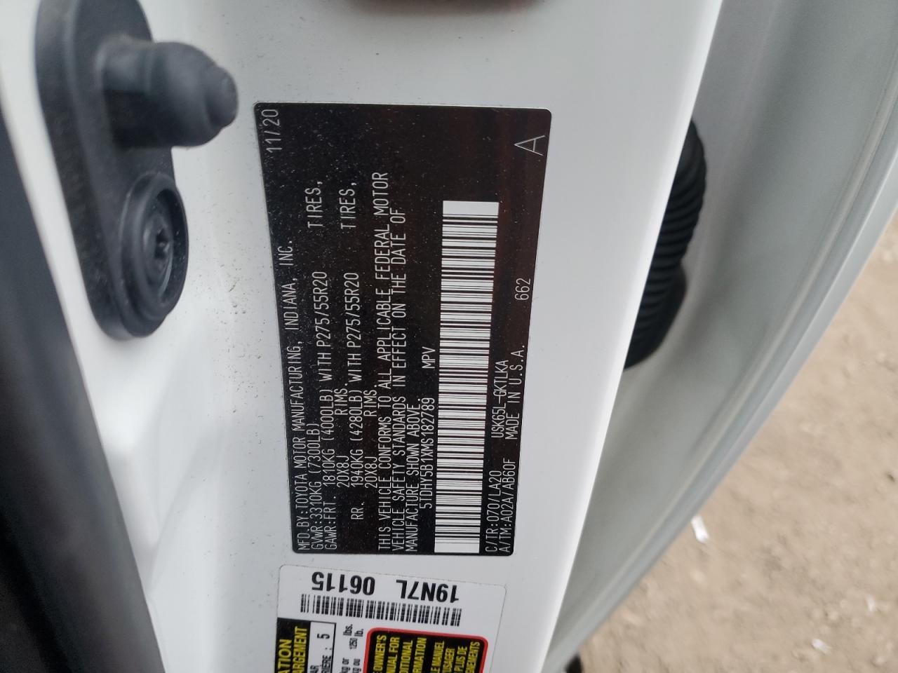 2021 Toyota Sequoia - Image 13