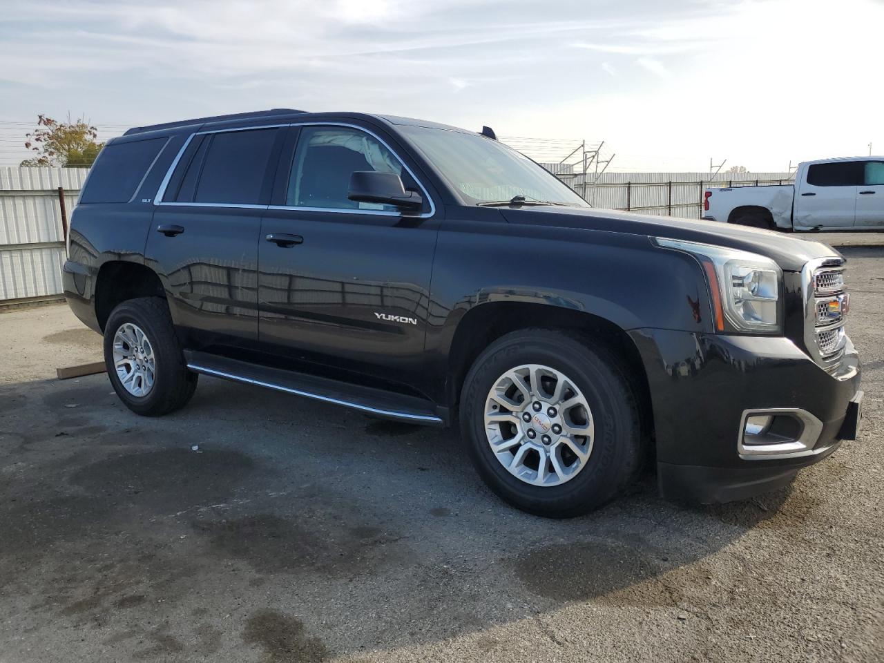 VIN 1GKS1BKC6GR185545 2016 GMC YUKON no.4