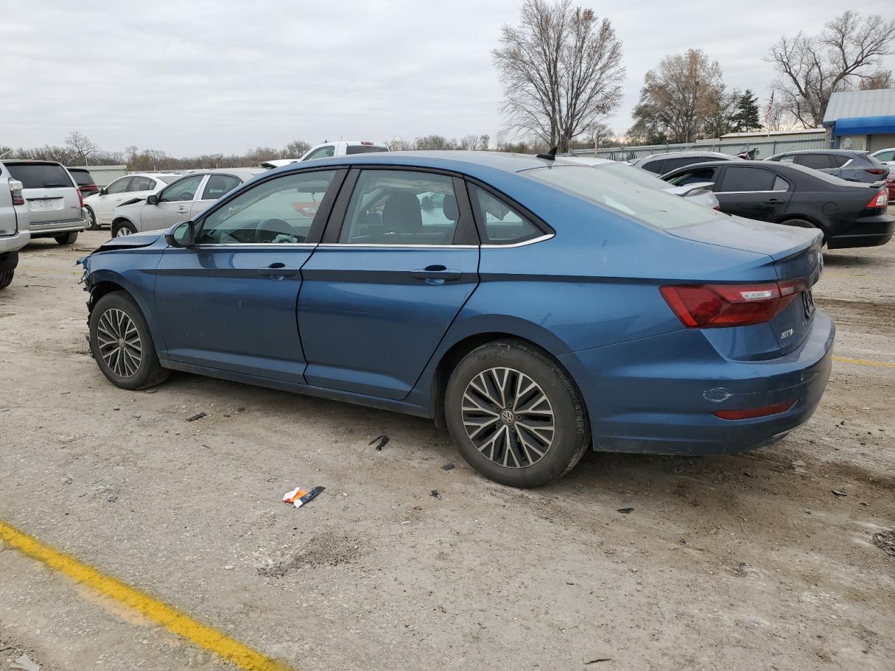 2021 Volkswagen Jetta - Image 2