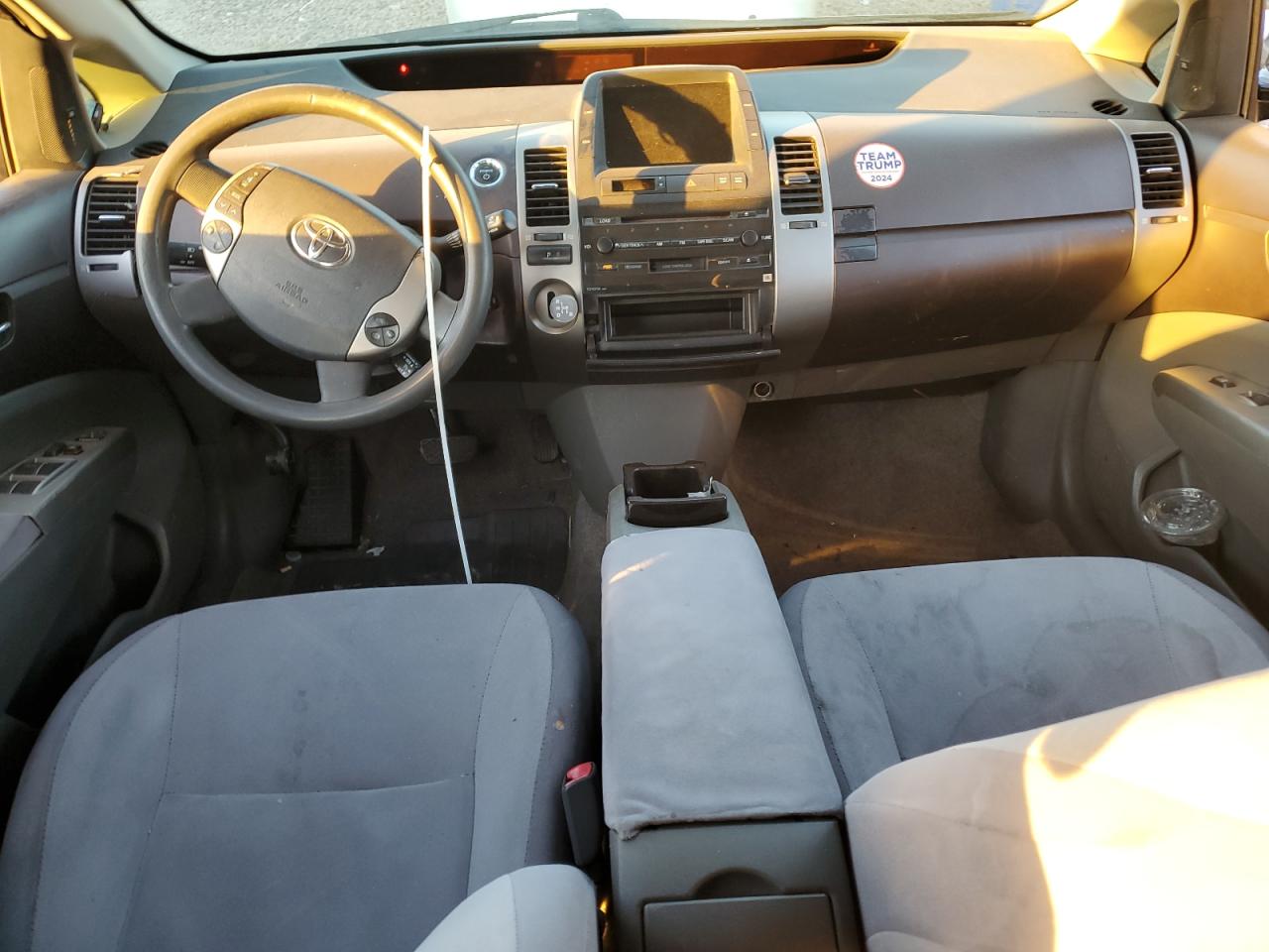 2005 Toyota Prius VIN: JTDKB20U953060981 Lot: 65435145