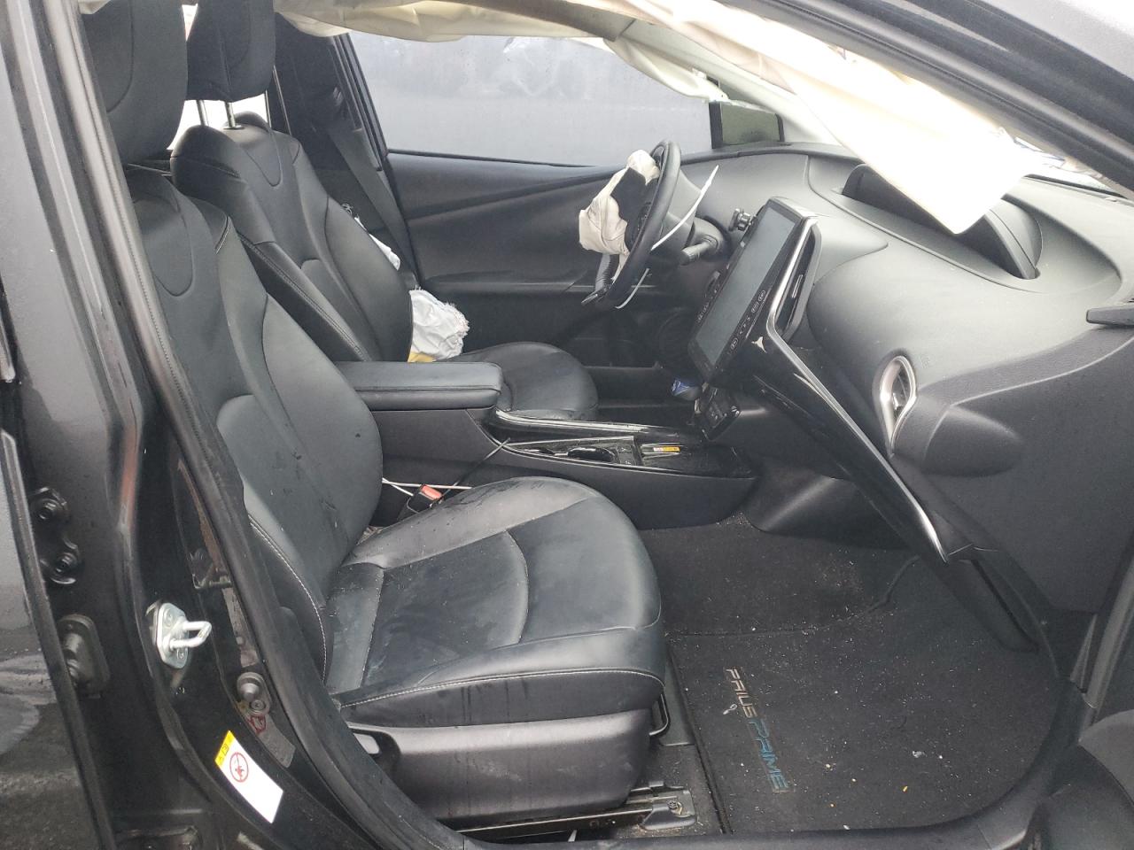 2020 Toyota Prius - Image 7