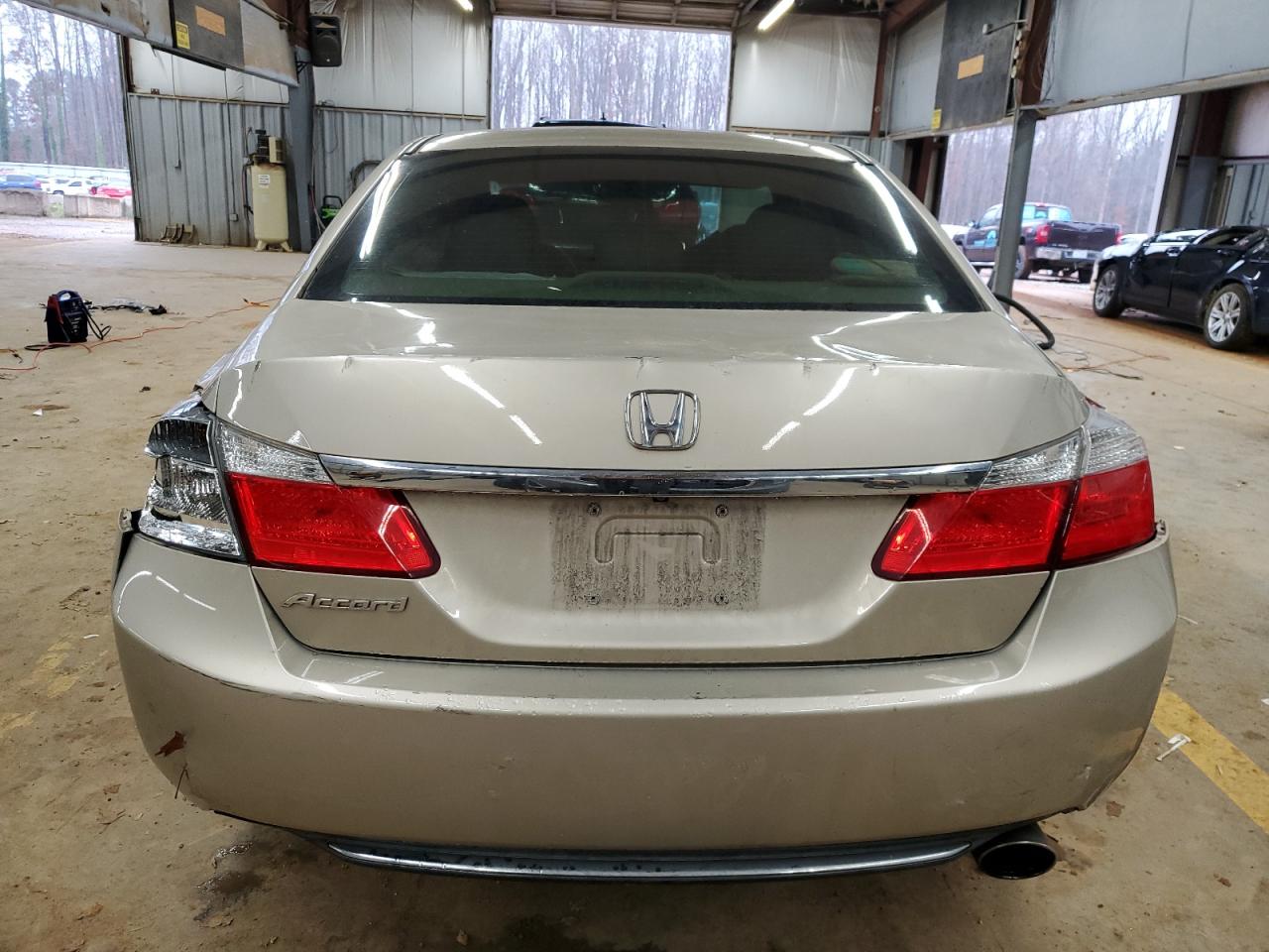 VIN 1HGCR2F39FA175951 2015 HONDA ACCORD no.6