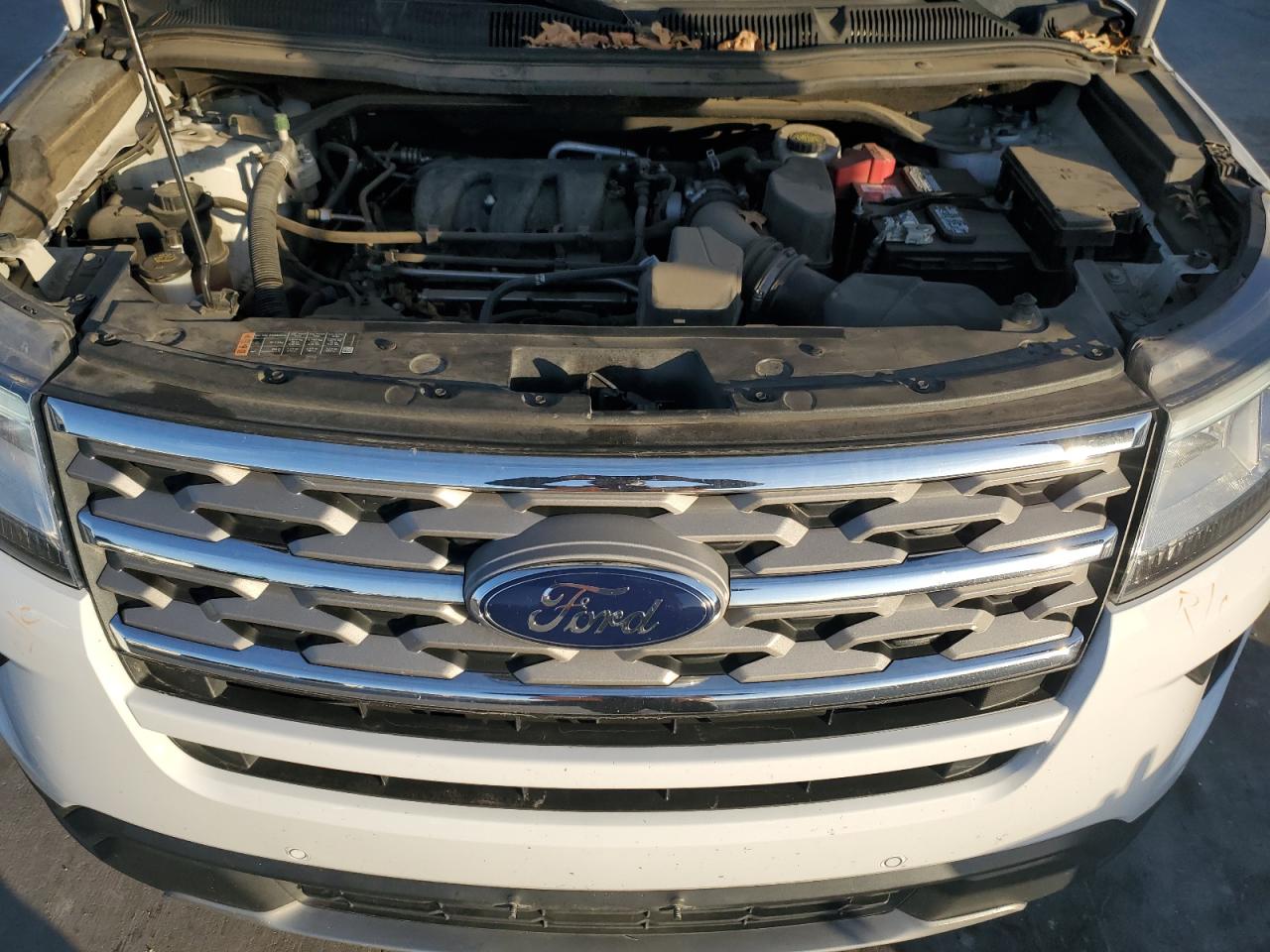 2018 Ford Explorer - Image 12