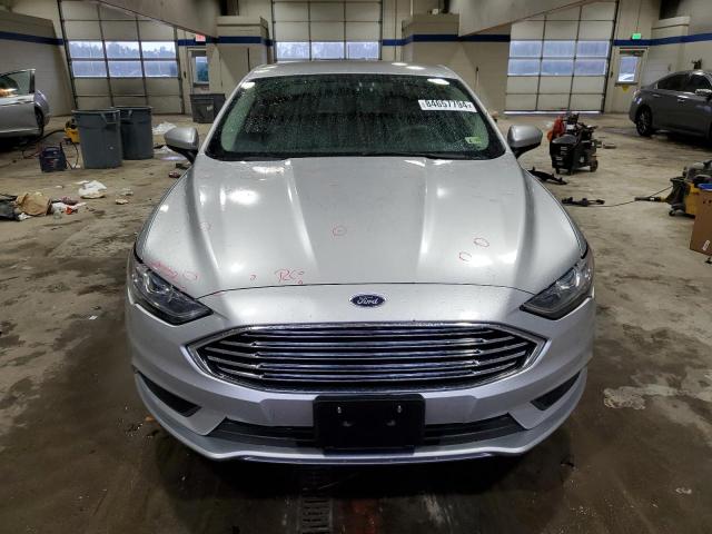  FORD FUSION 2017 Srebrny