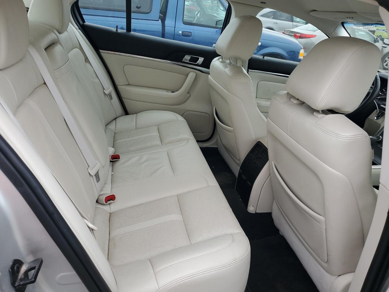 2010 Lincoln Mks VIN: 1LNHL9DR5AG602193 Lot: 86320614