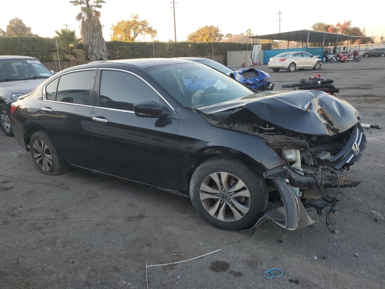 VIN 1HGCR2F32FA144363 2015 HONDA ACCORD no.4