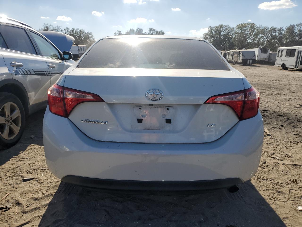 VIN 5YFBURHEXHP631602 2017 TOYOTA COROLLA no.6