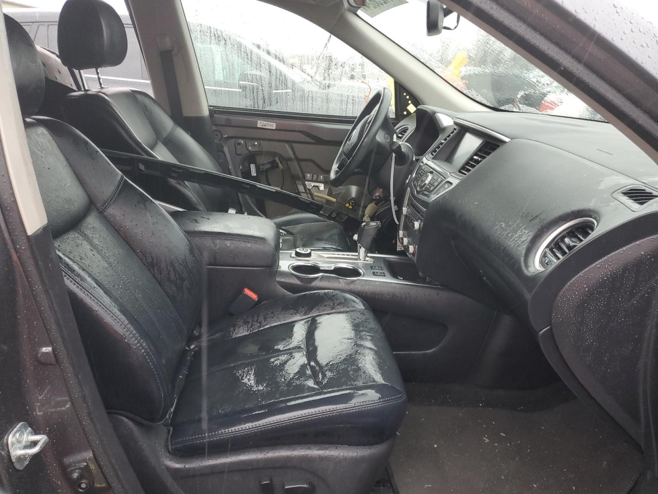 2018 Nissan Pathfinder - Image 7