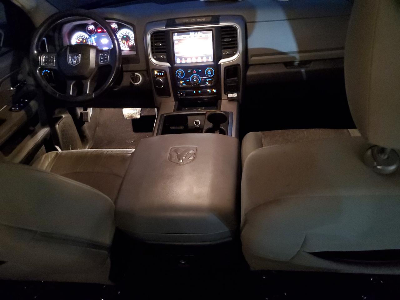 2014 RAM 1500 - Image 8