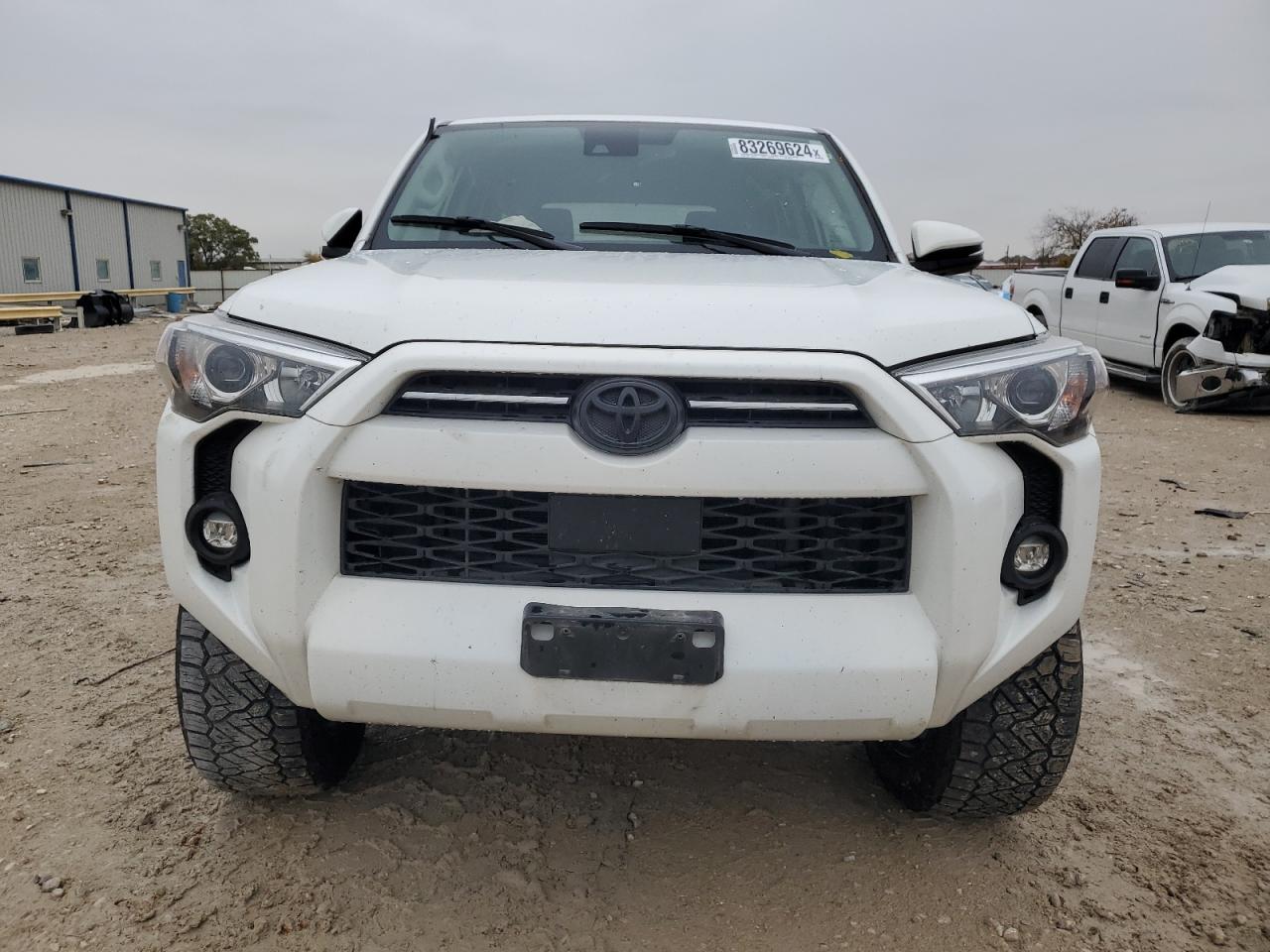 2022 Toyota 4Runner - Image 5