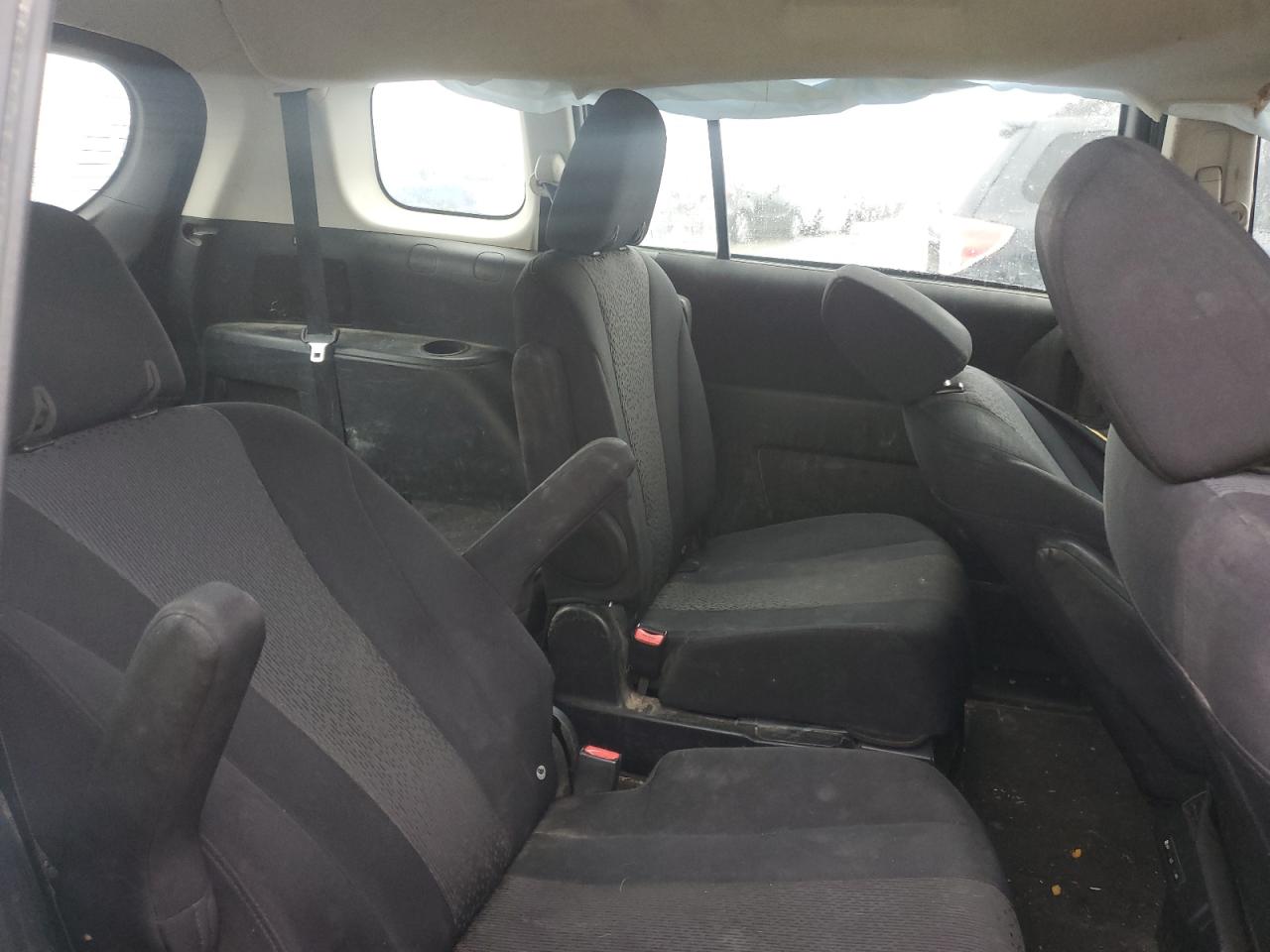 2012 Mazda 5 - Image 10