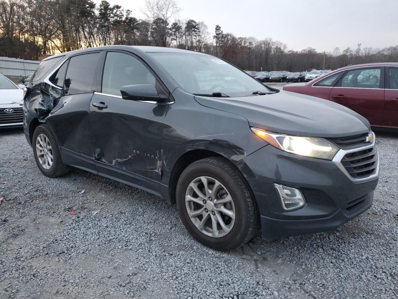 2020 Chevrolet Equinox - Image 4