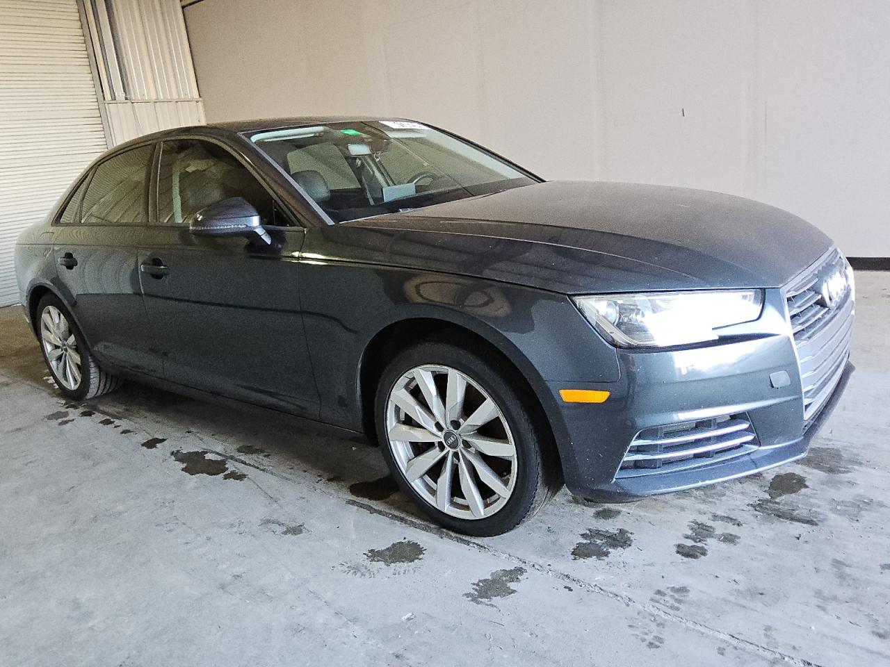 2017 Audi A4 - Image 4