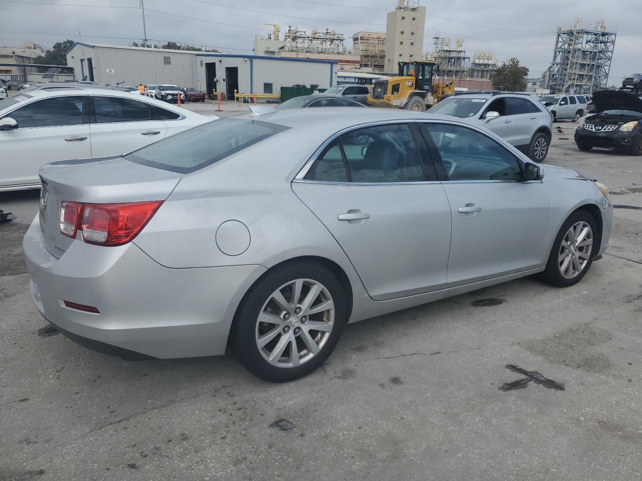 VIN 1G11D5SL2FF103500 2015 CHEVROLET MALIBU no.3