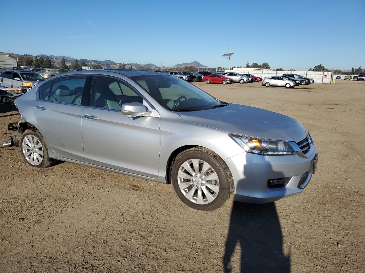 VIN 1HGCR3F83EA033997 2014 HONDA ACCORD no.4