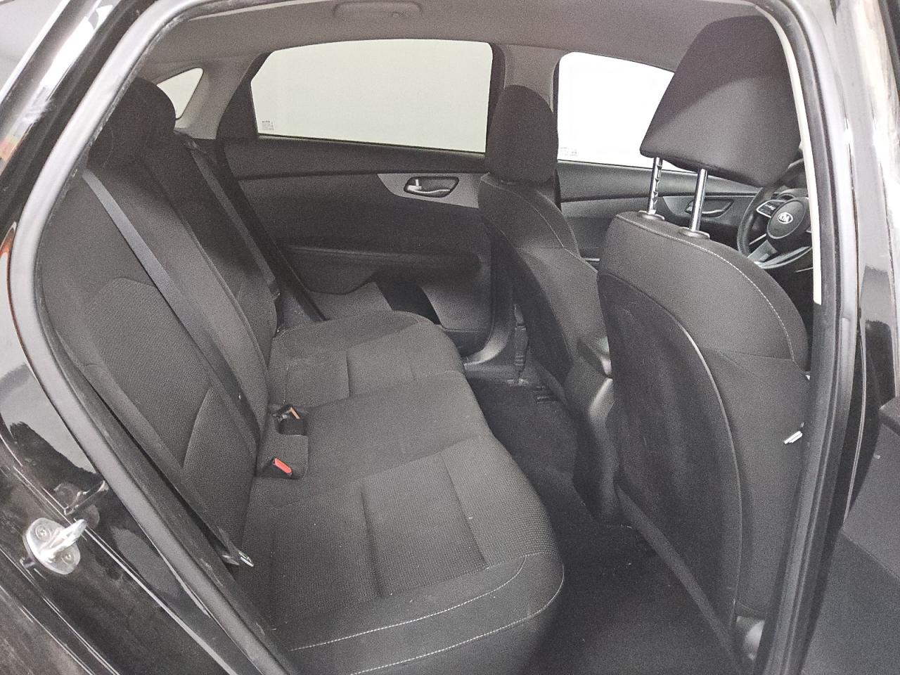 2019 Kia Forte - Image 10