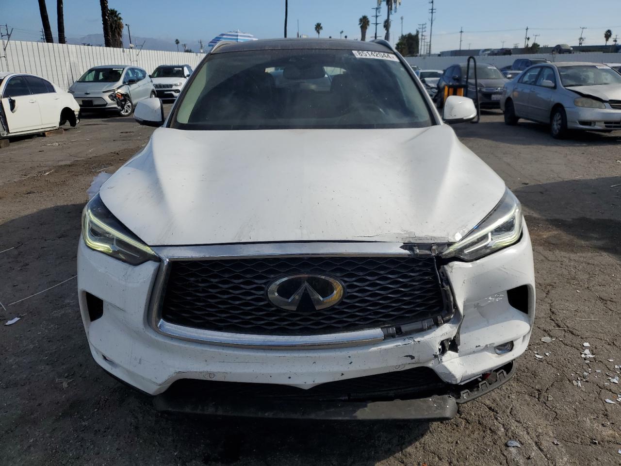 VIN 3PCAJ5M10KF119088 2019 INFINITI QX50 no.5