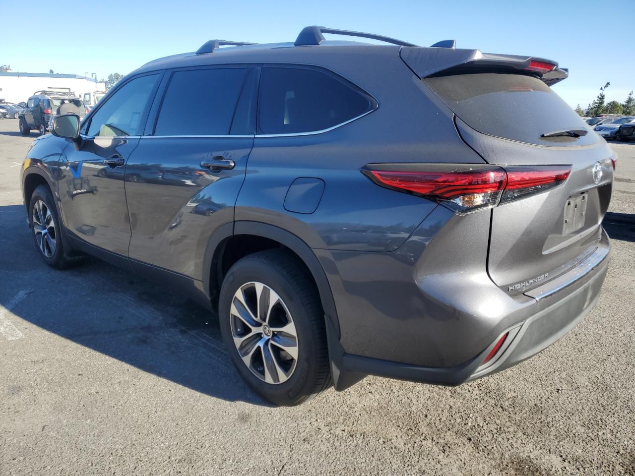 5TDHZRAH8NS559060 TOYOTA HIGHLANDER 2022