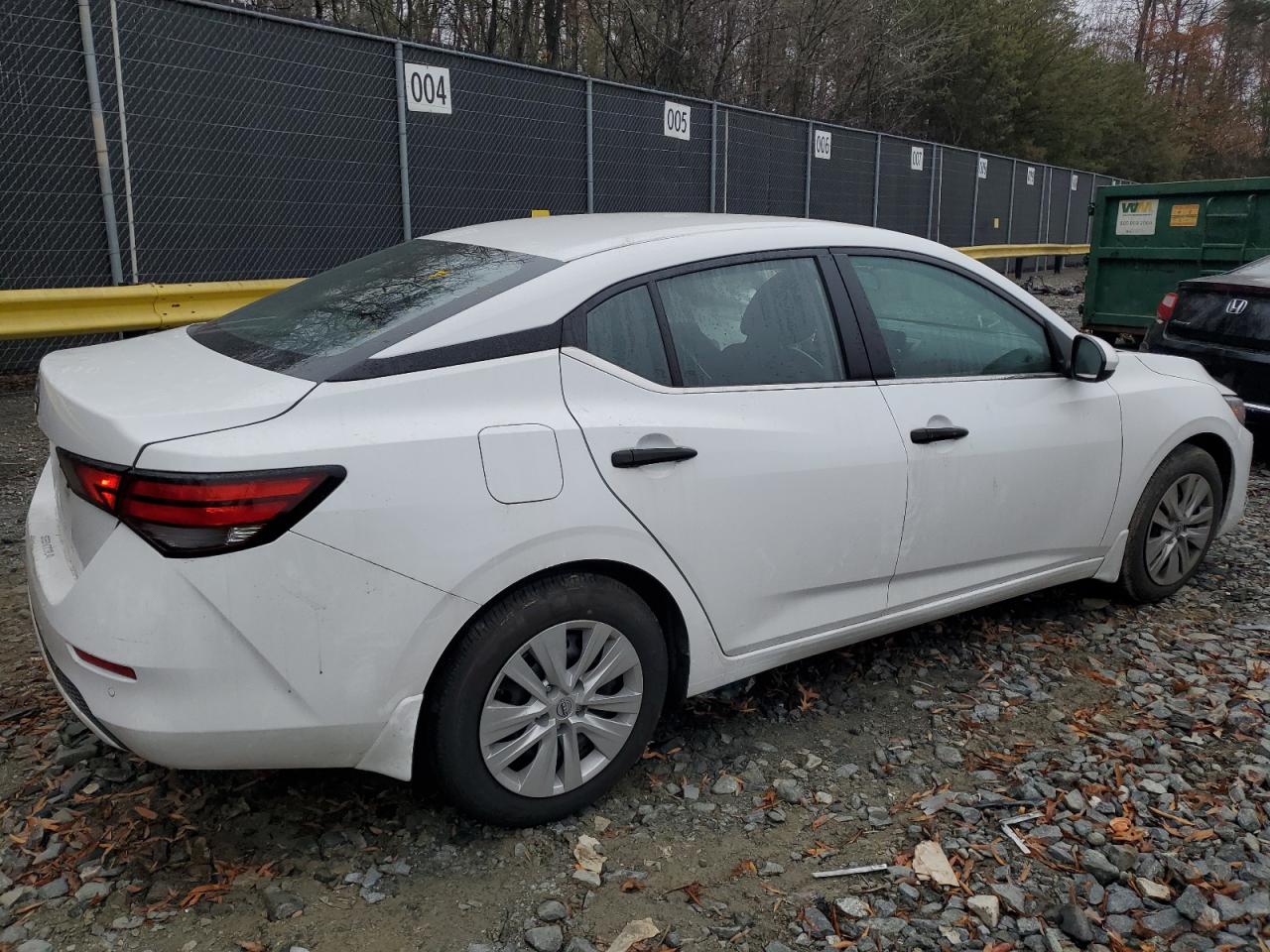 2024 Nissan Sentra - Image 3