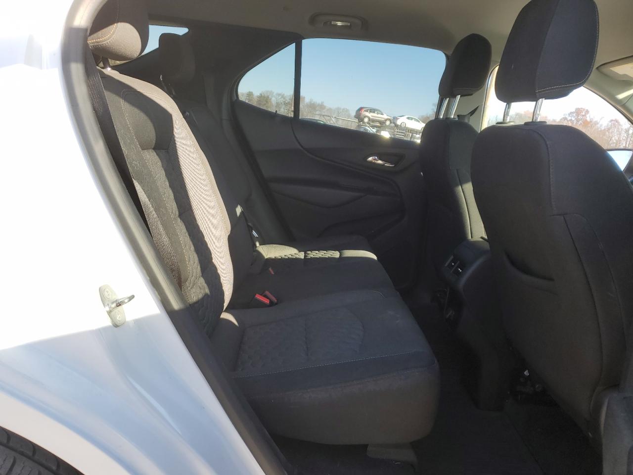 2018 Chevrolet Equinox - Image 11