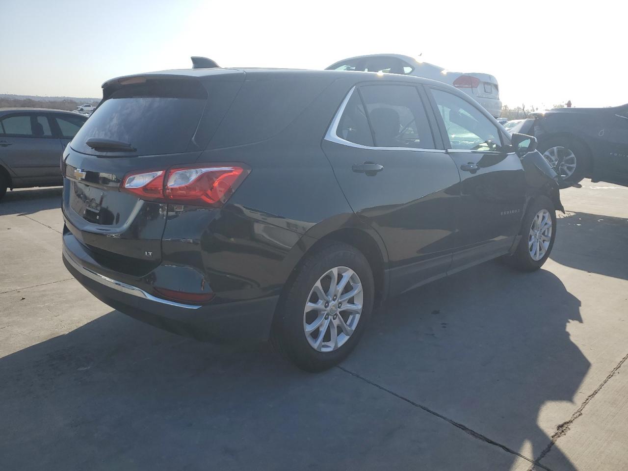 2020 Chevrolet Equinox - Image 3